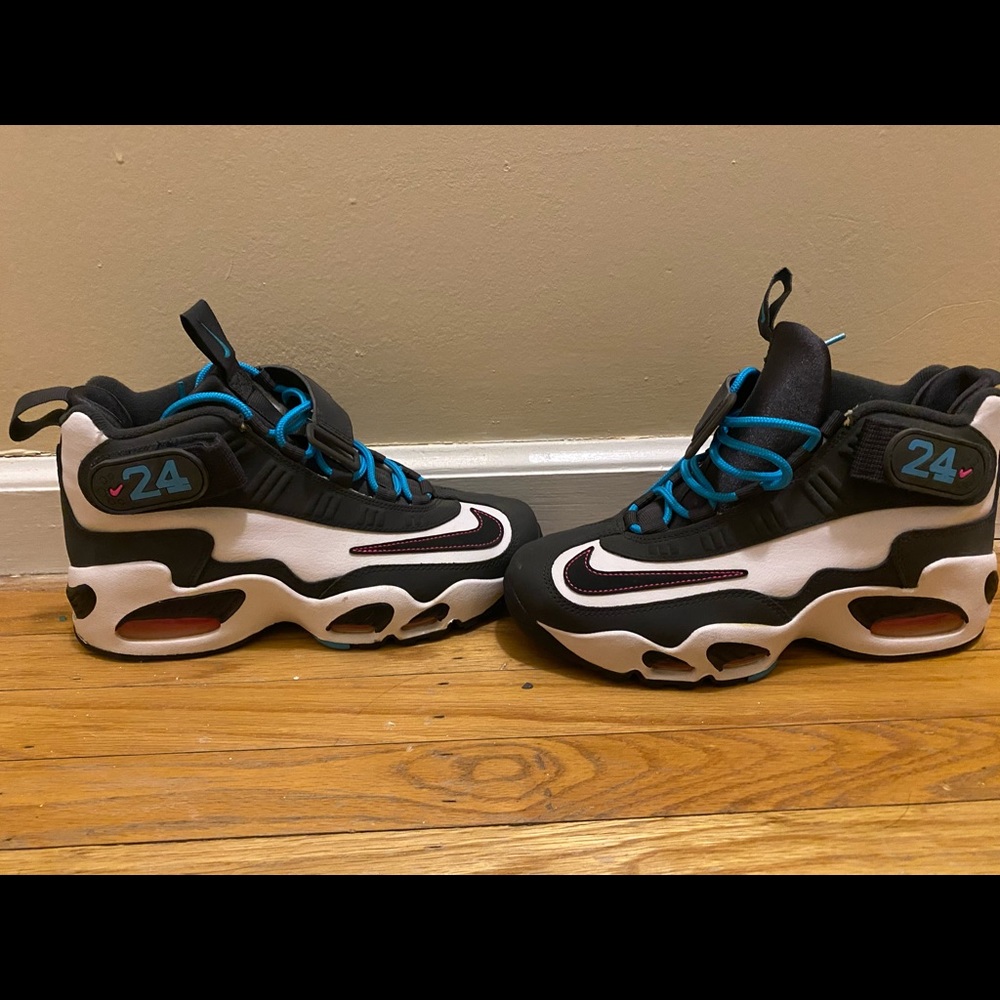 Nike Ken Griffey
